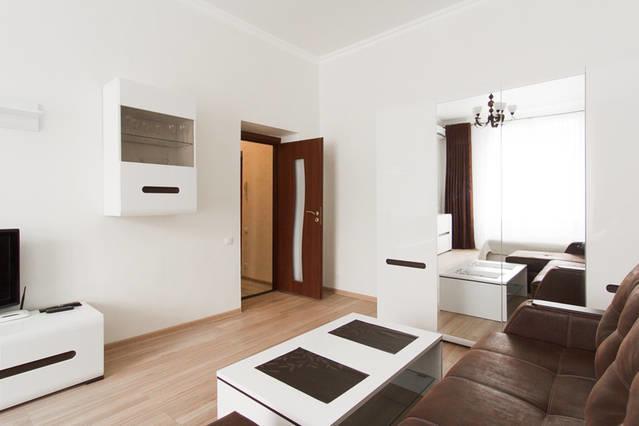 Center, Apartment On Deribasovskaya 10 オデッサ エクステリア 写真